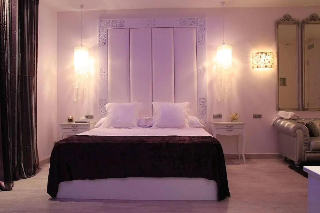 Romantic Barcelona Apartment